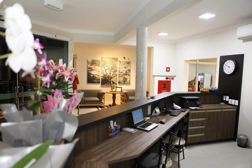 Siena Hotel Pederneiras 外观 照片